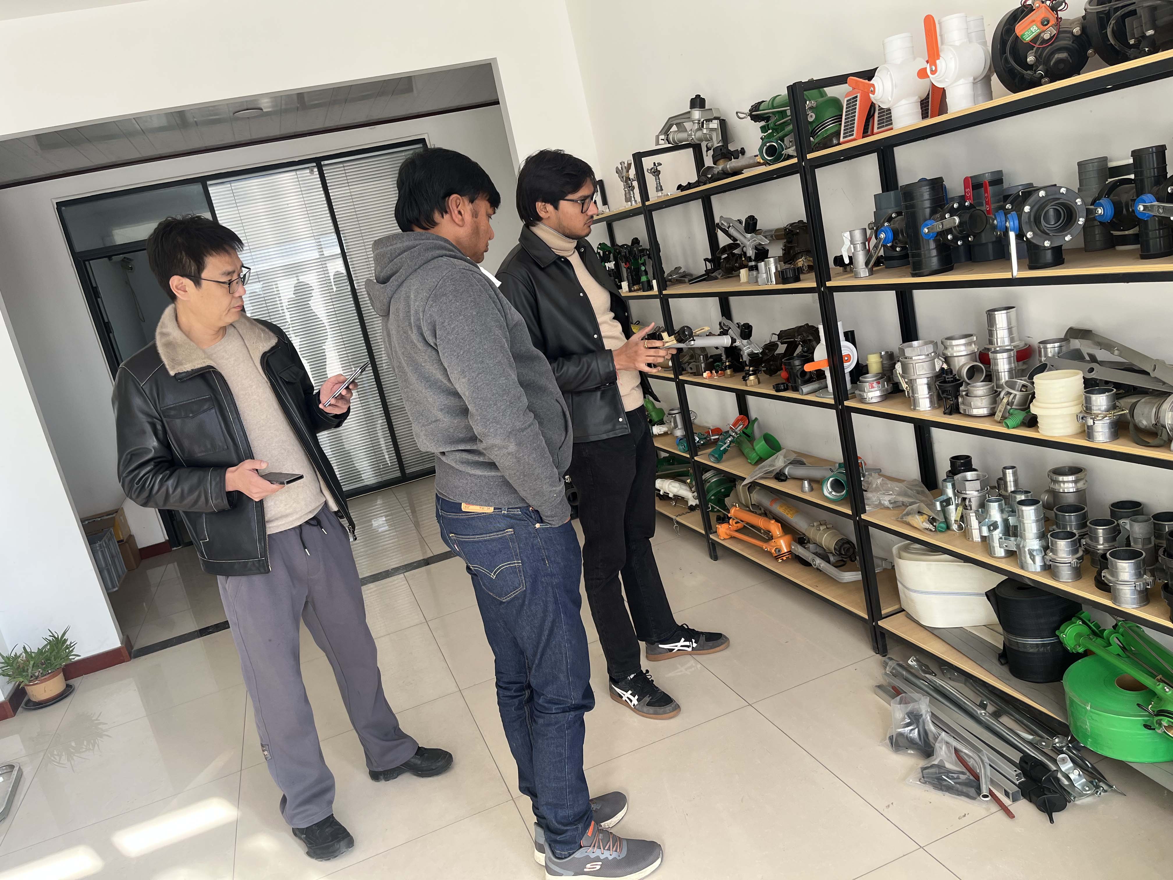 浦东NS40 涡轮喷枪获客户青睐 洽谈批量合作